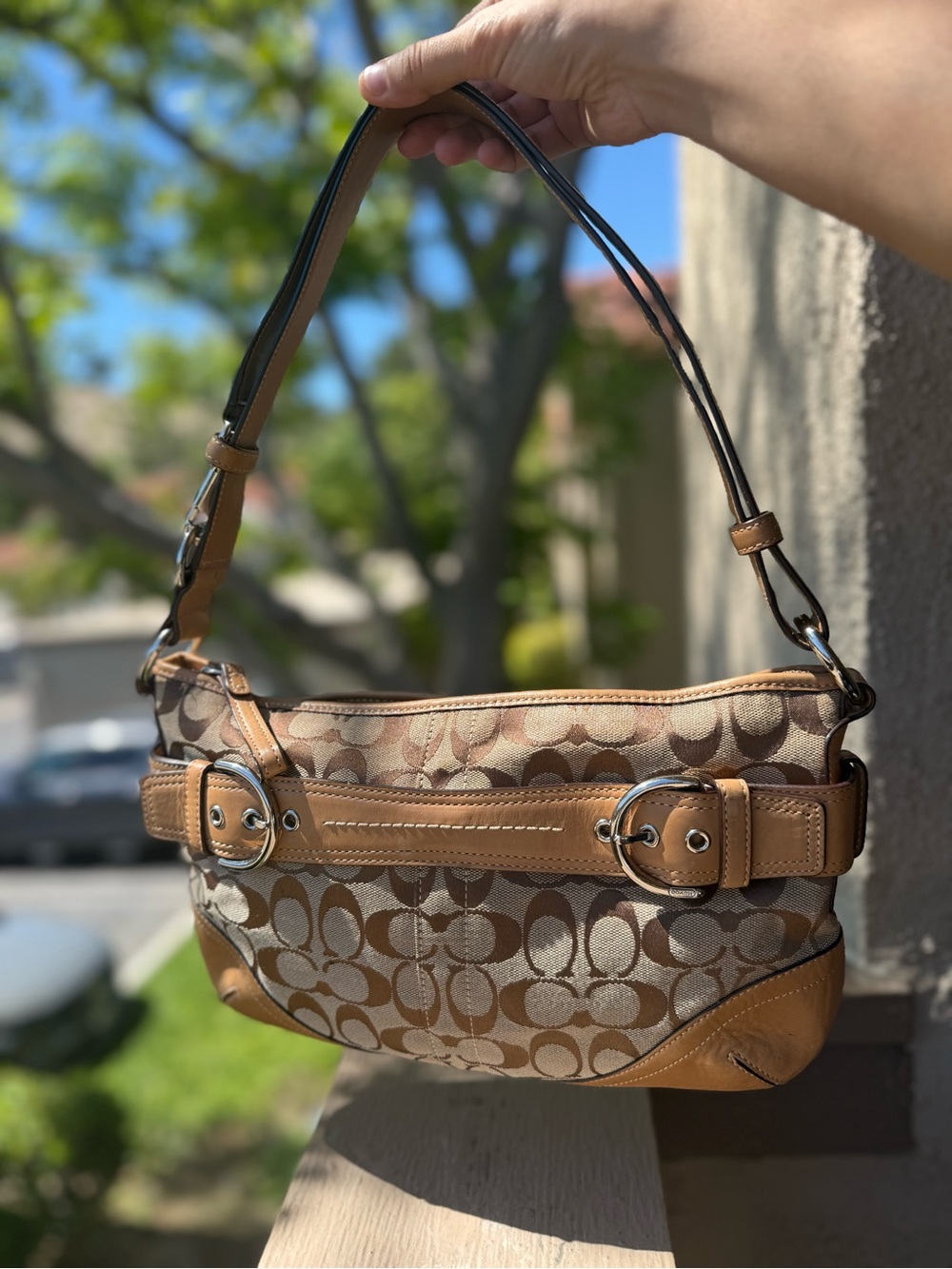 COACH Soho Signature Y2K Bag Brown Beige Canvas Adjustable Strap F07077